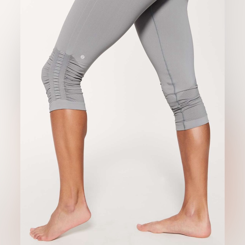 Lululemon Awakening Crop *Taryn Toomey Collection 17" Ice Grey